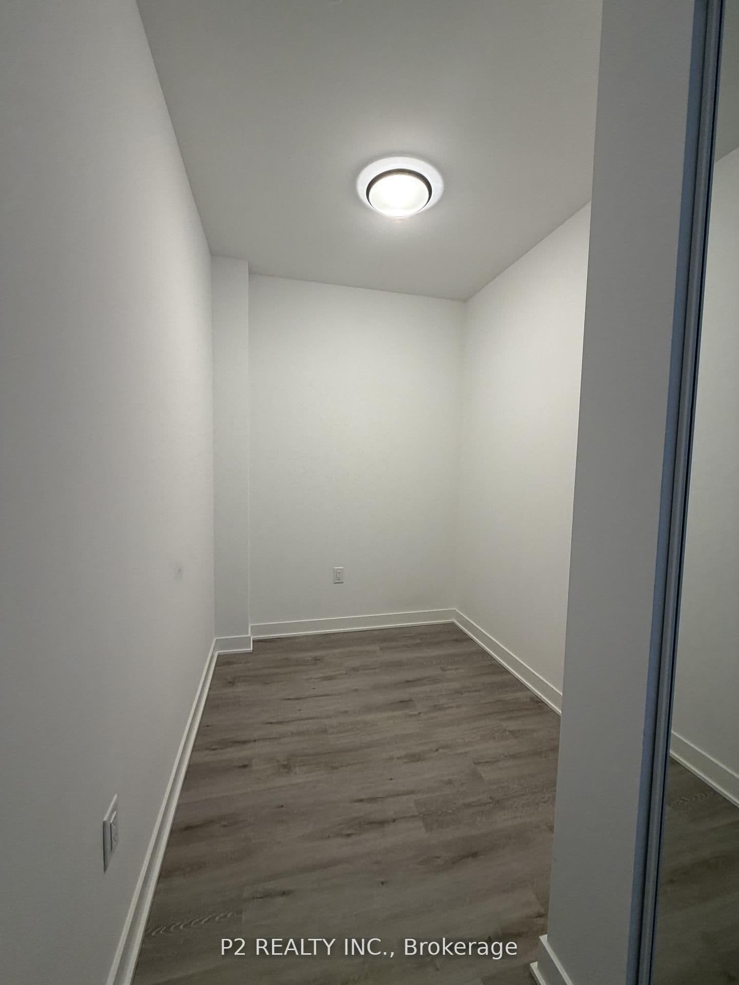 36 Zorra Street, Unit 631 - Image 6