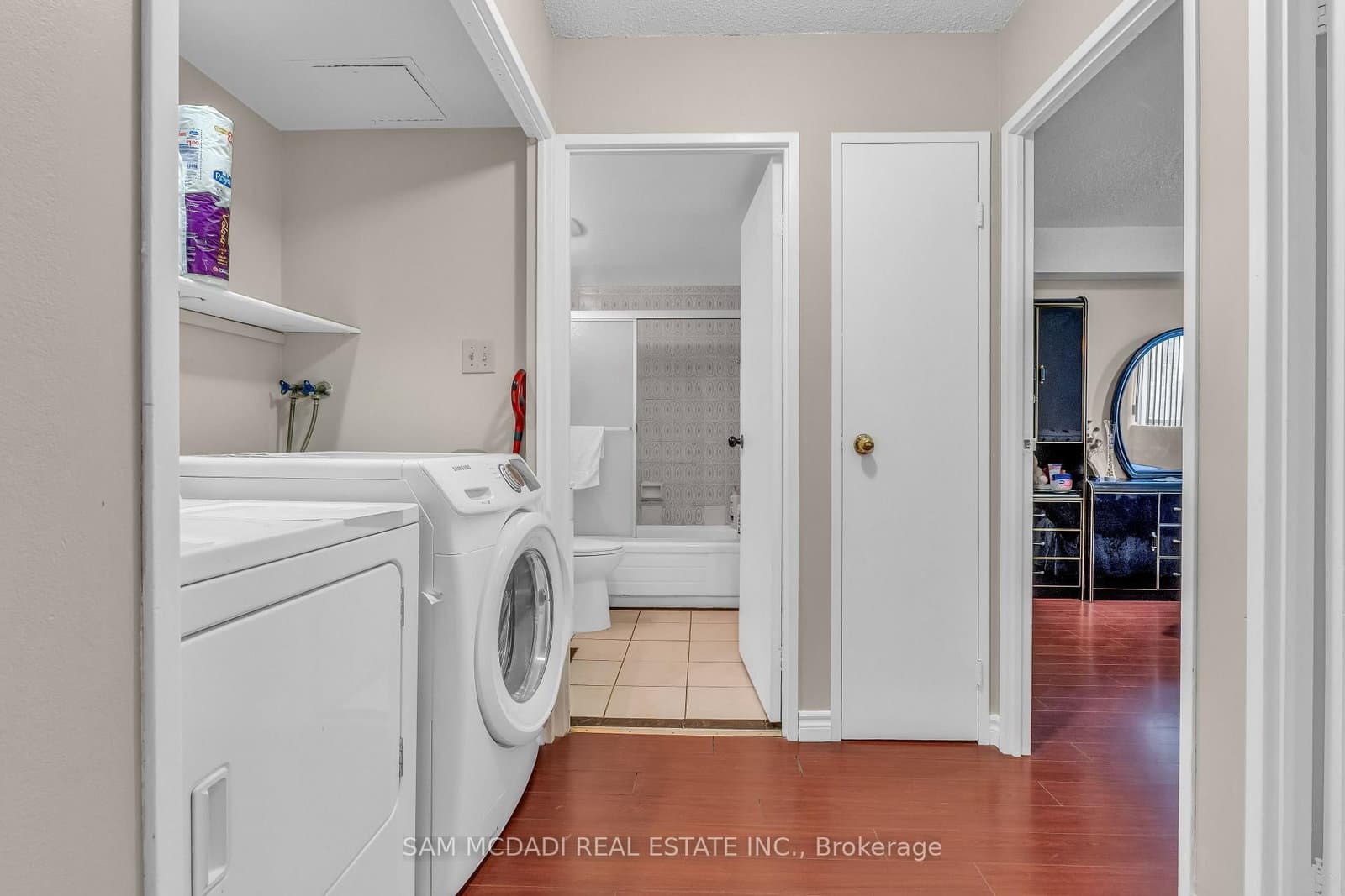 3590 Kaneff Crescent, Unit 605 - Image 3