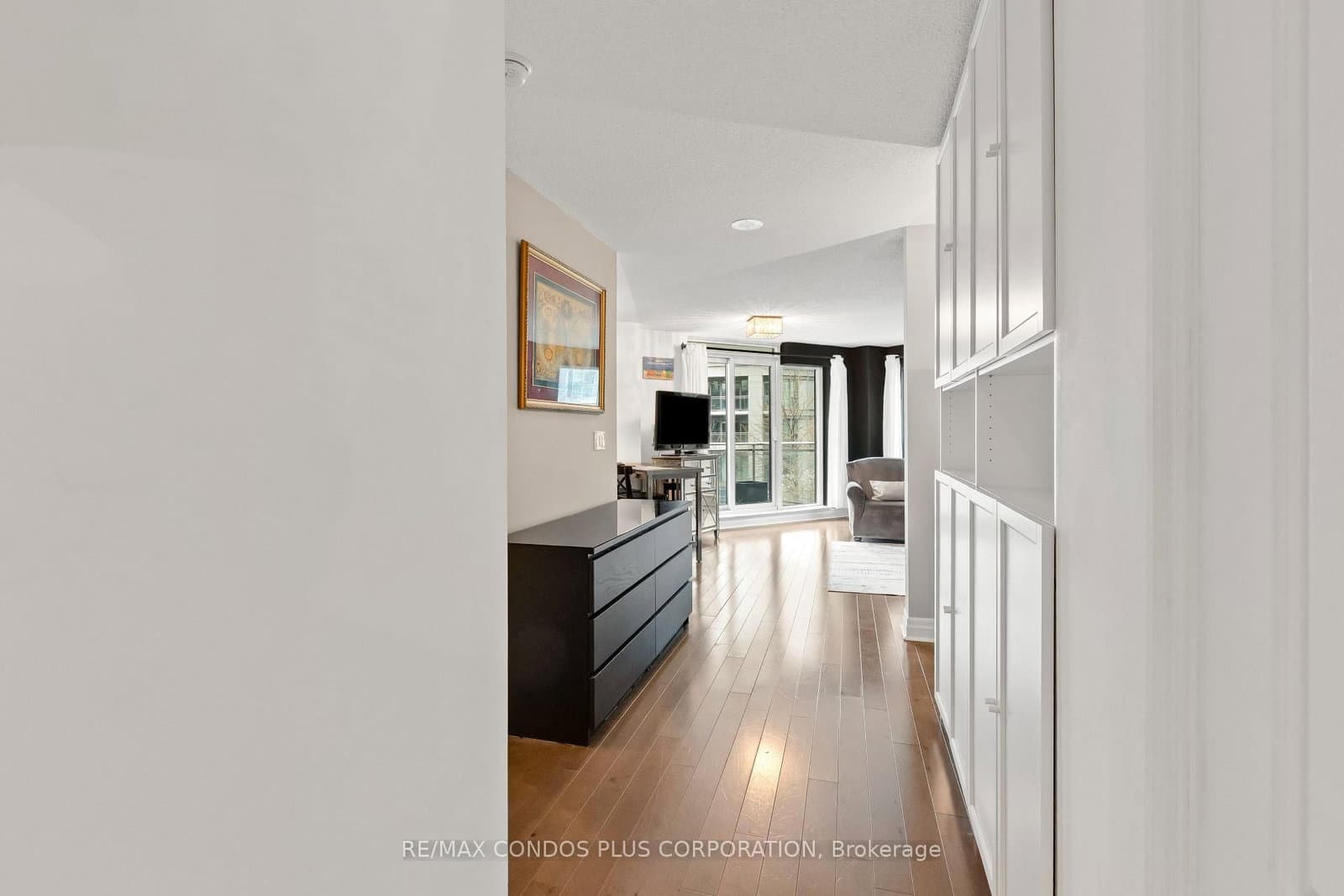 2119 Lake Shore Boulevard W, Unit 317 - Image 2