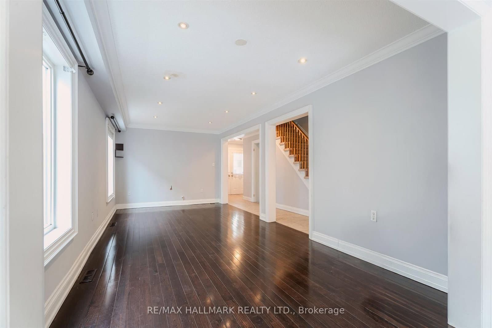 241 Featherstone Road - Image 5