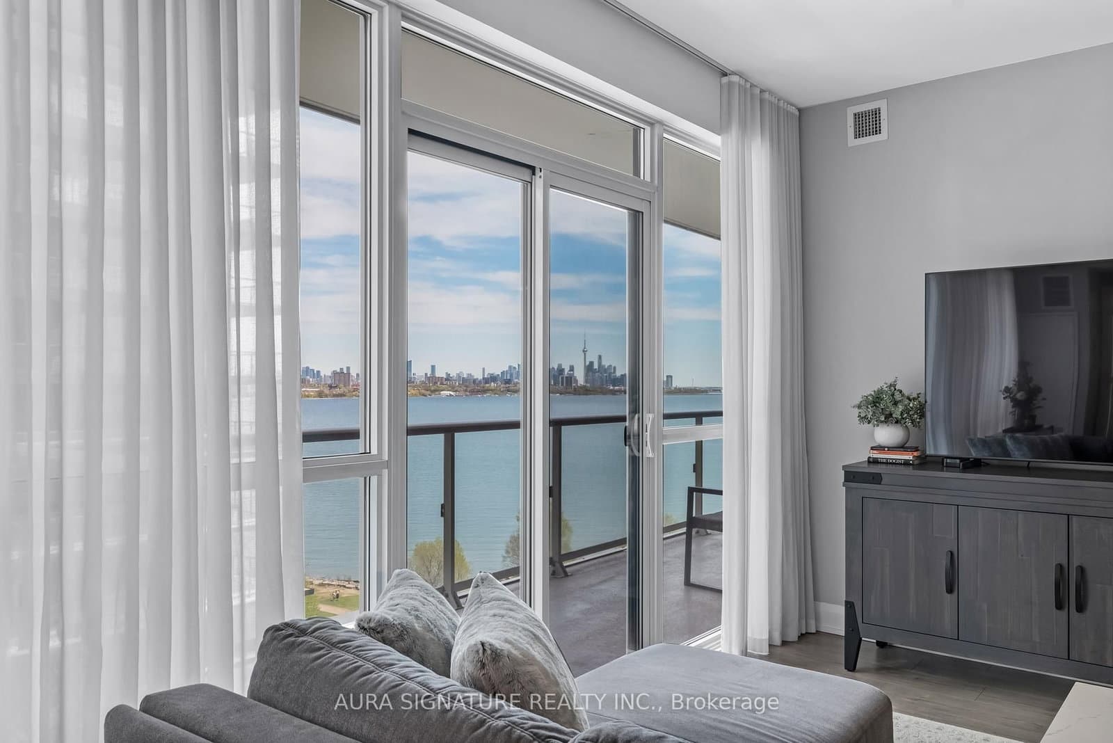 110 Marine Parade Drive, Unit 901 - Image 1