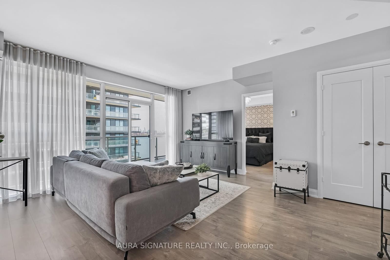 110 Marine Parade Drive, Unit 901 - Image 3