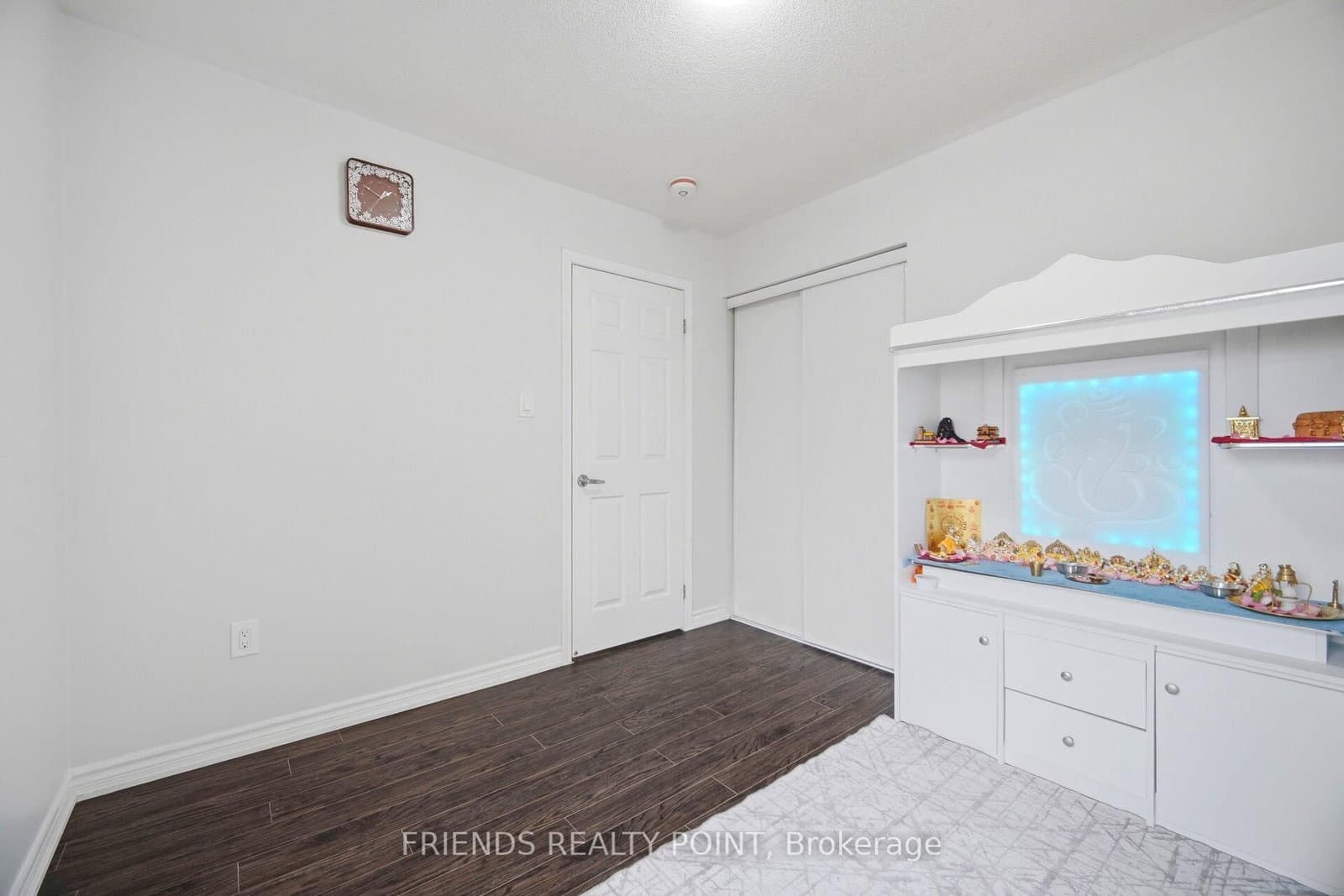 19 Donlamont Circle - Image 4
