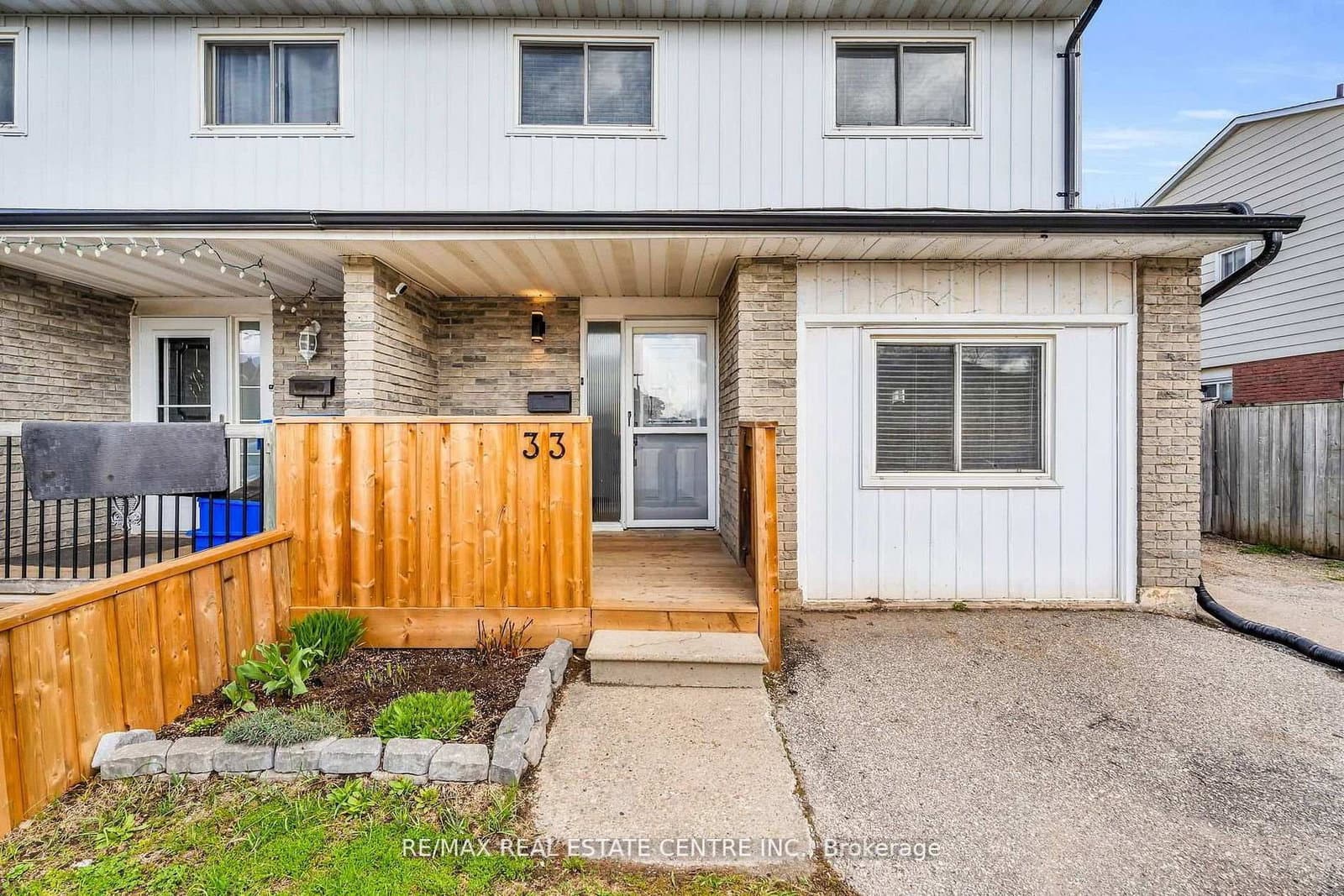 33 Fourth Avenue - Image 4