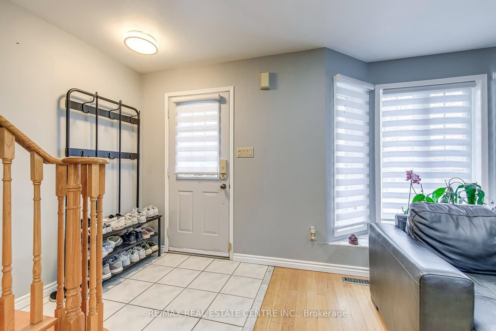 2080 St Clair Avenue W - Image 2