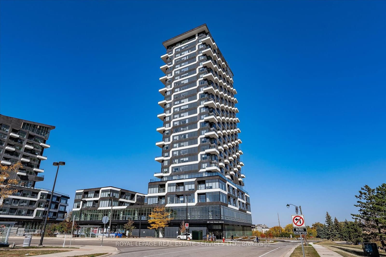 #2506 - 297 Oak Walk Drive