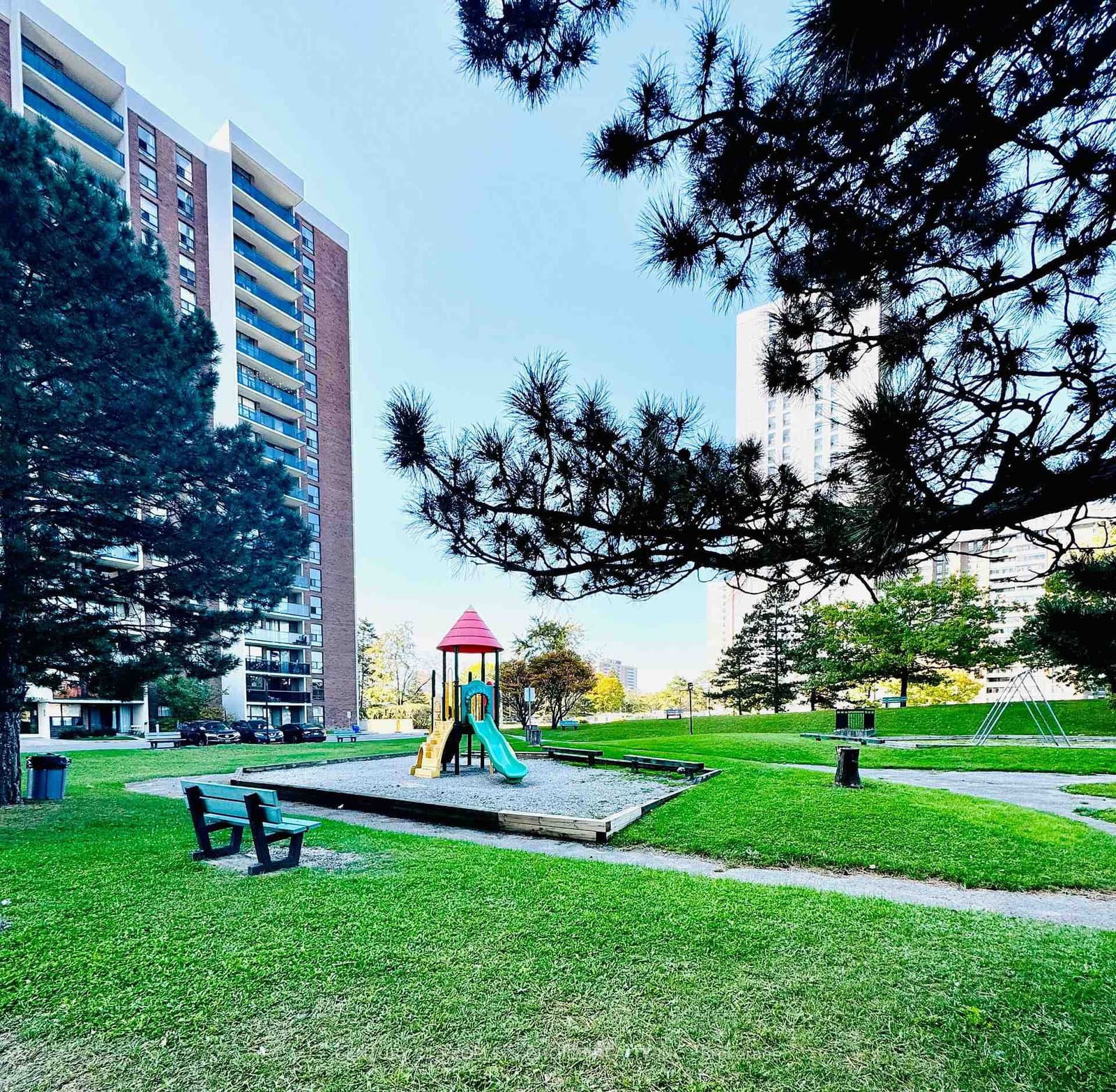 21 Knightsbridge Road, Unit 1205 - Image 1