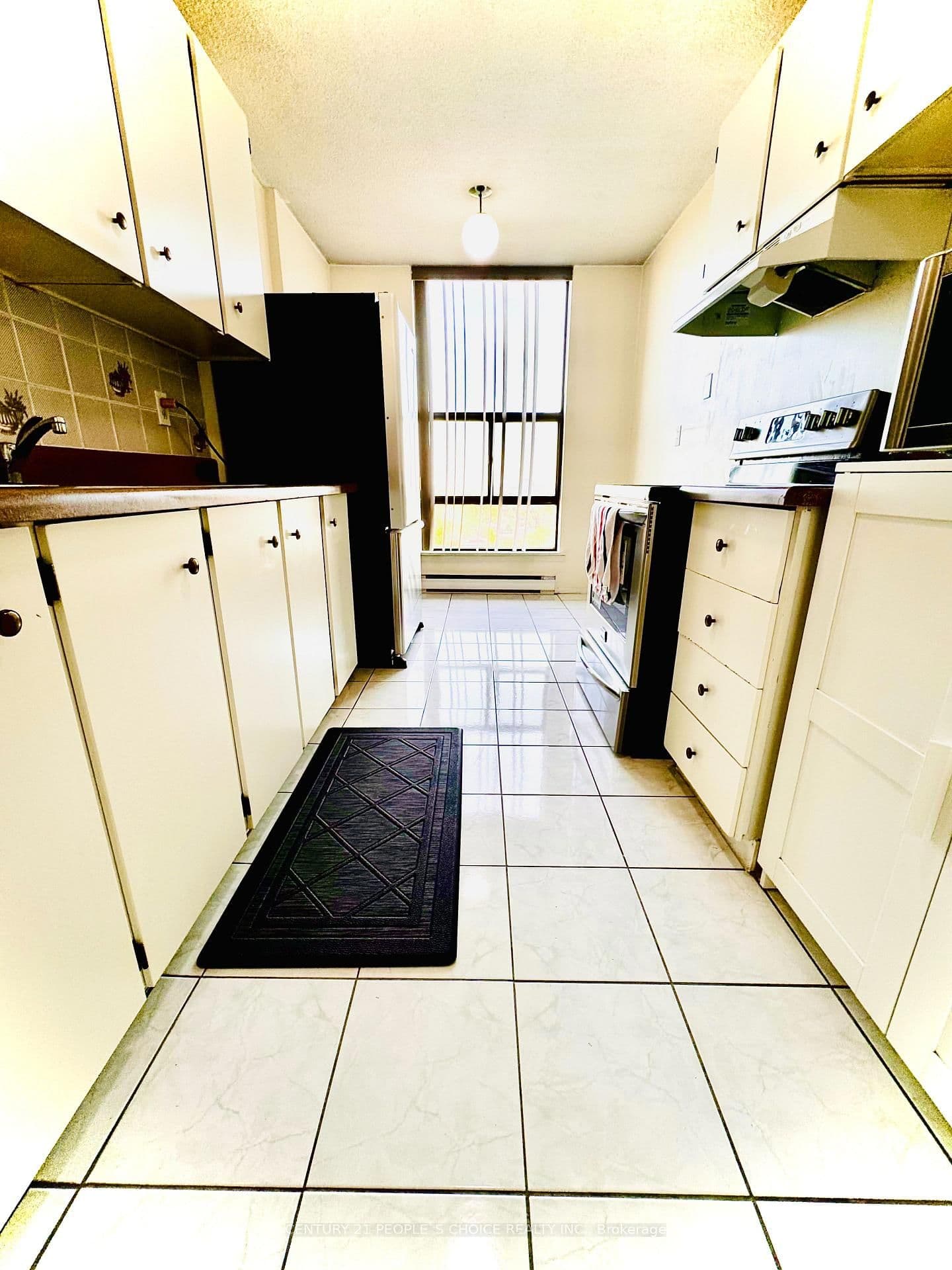 21 Knightsbridge Road, Unit 1205 - Image 4