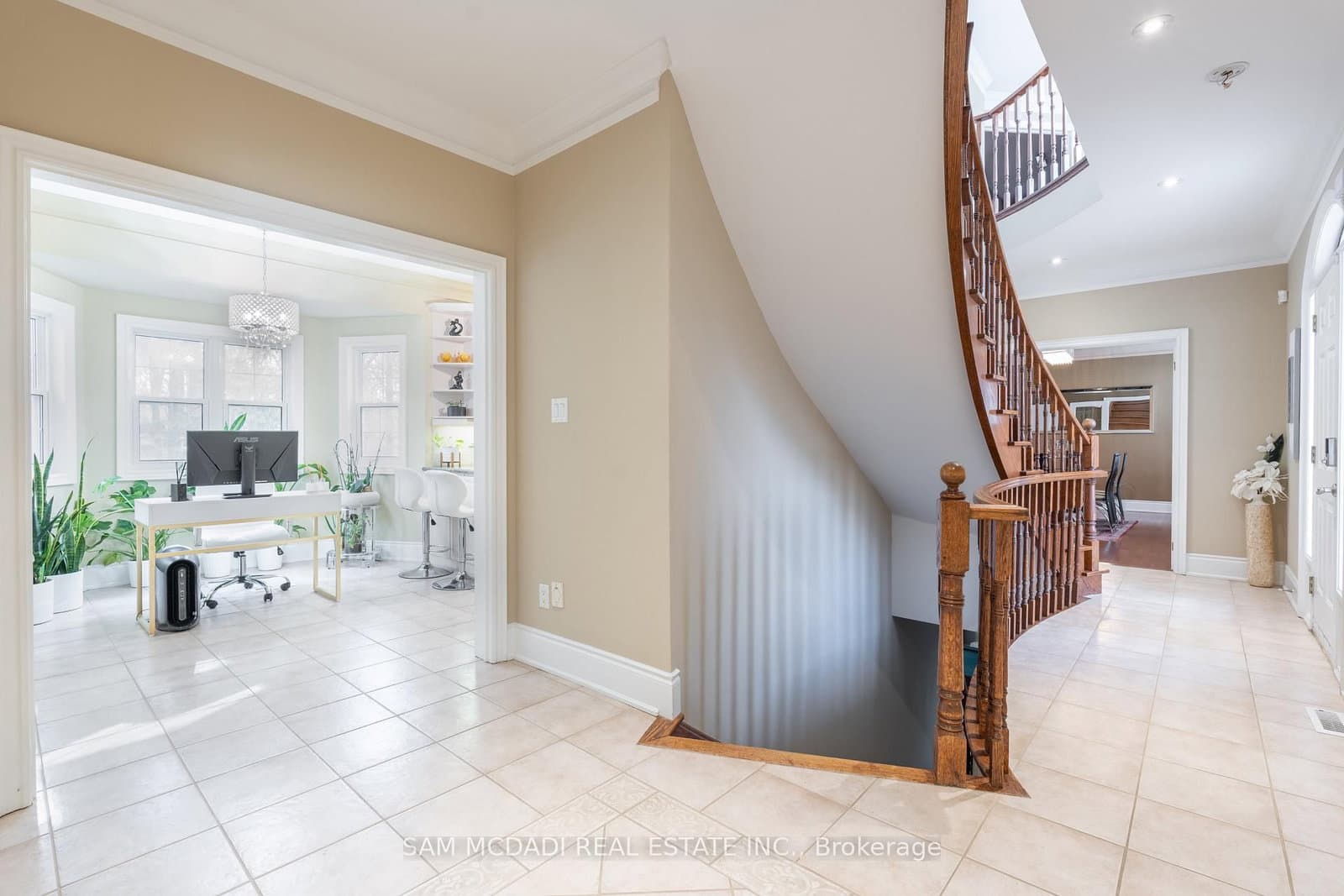 3248 Barchester Court - Image 4