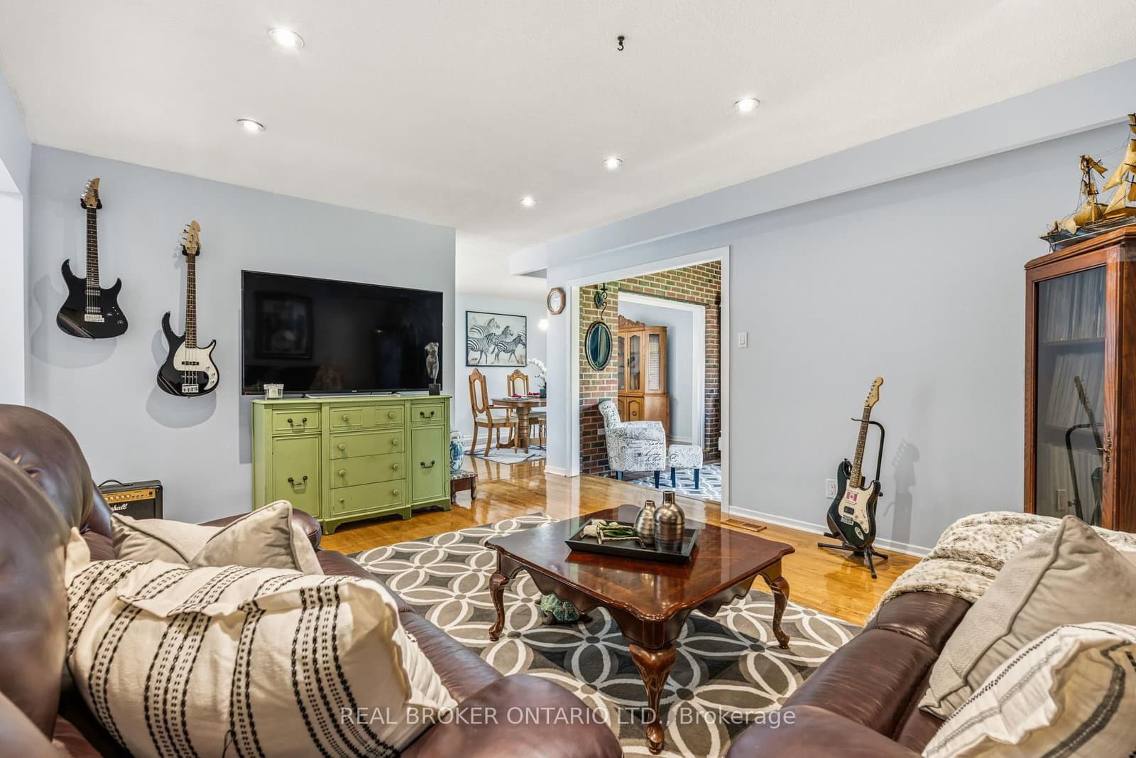 2873 Inlake Court - Image 6