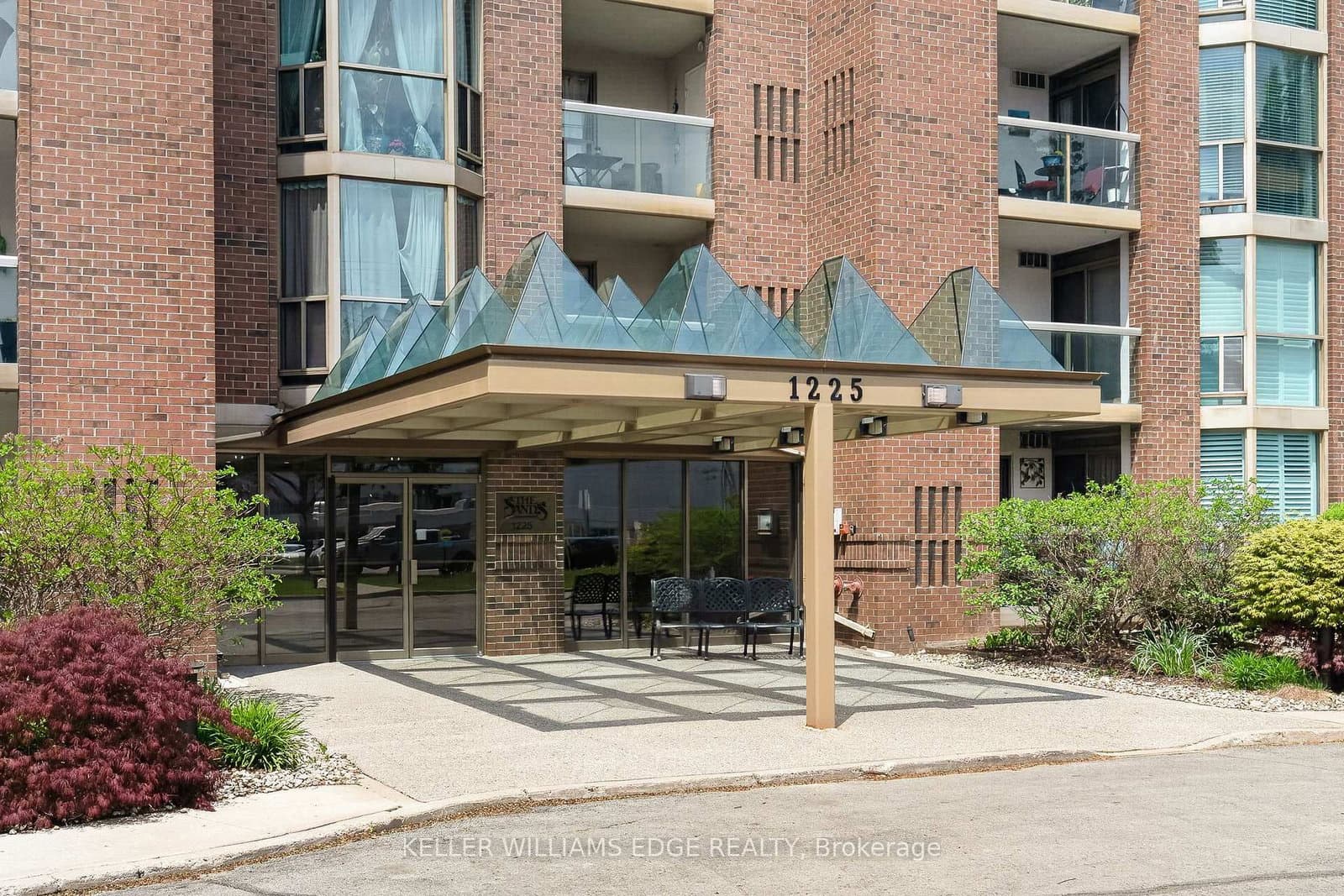 1225 North Shore Boulevard E, Unit 510 - Image 2