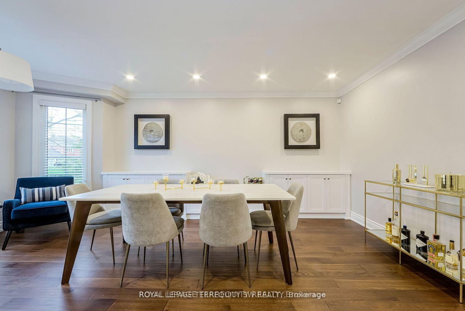 2025 Parklane Crescent - Image 3