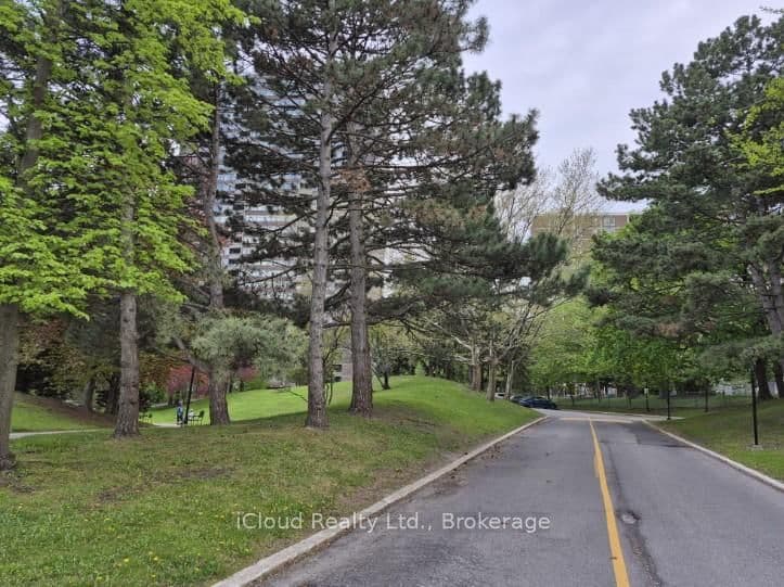 3100 Kirwin Avenue N, Unit 306 - Image 4