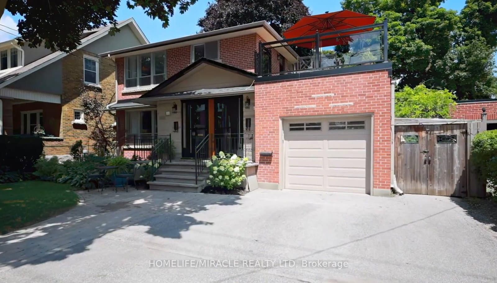 34 Elizabeth Street S, Unit A - Image 1