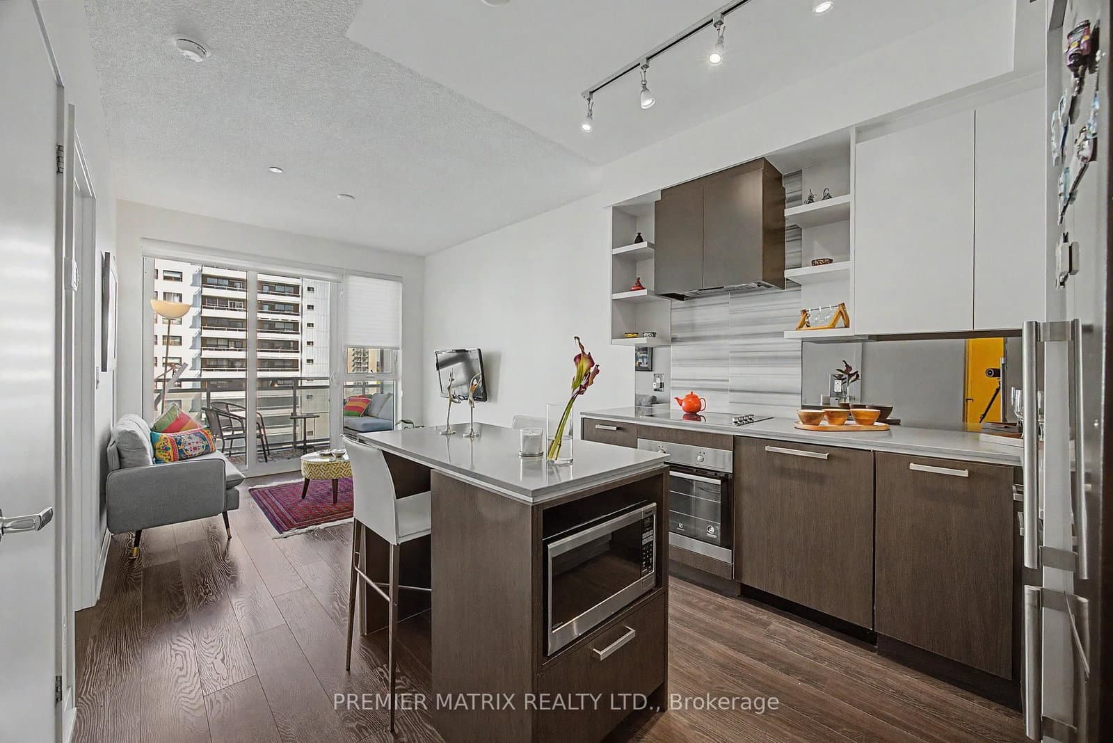 1830 Bloor Street W, Unit 930 - Image 4