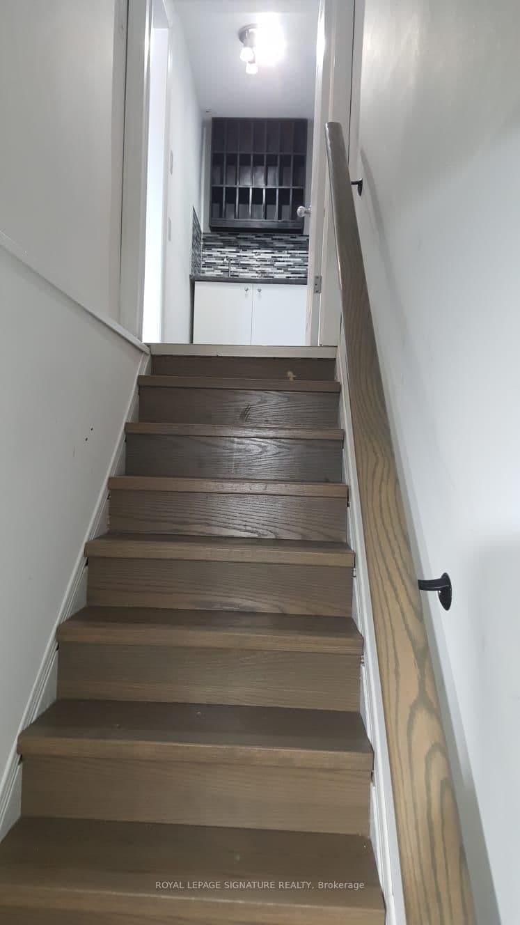3775 Lake Shore Boulevard W - Image 6