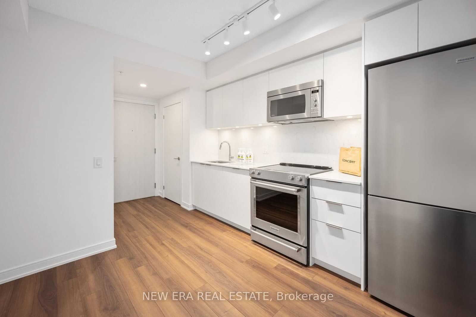 30 Samuel Wood Way, Unit 1907 - Image 6