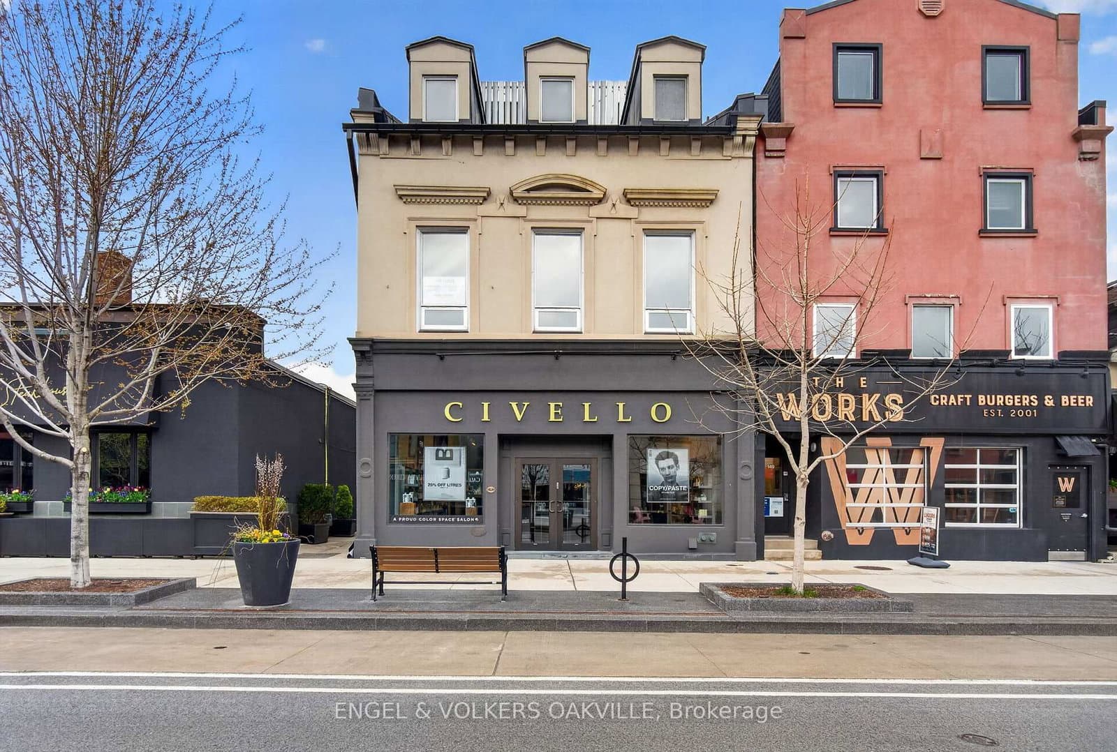 145 Lakeshore Road E - Image 1