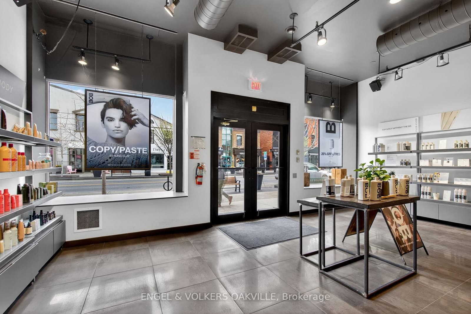 145 Lakeshore Road E - Image 5