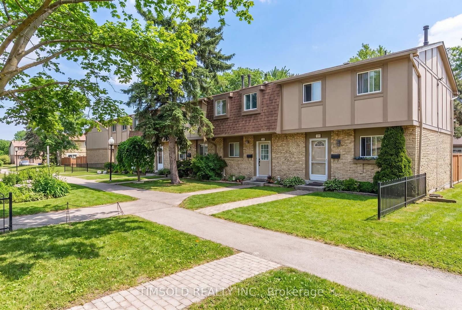 57 Hansen Road N, Unit 29 - Image 4
