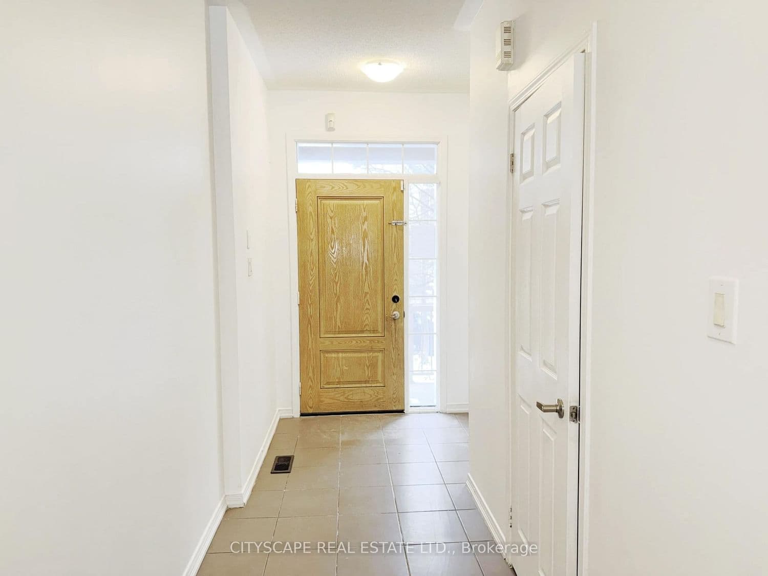 64 Honeyview Trail - Image 3
