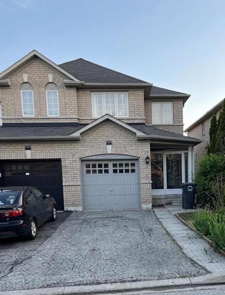 101 Crystalview Crescent - Image 1