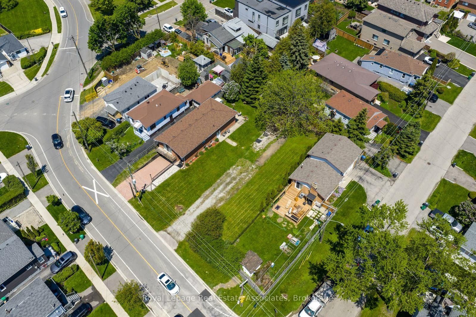1063 Alexandra Avenue - Image 1