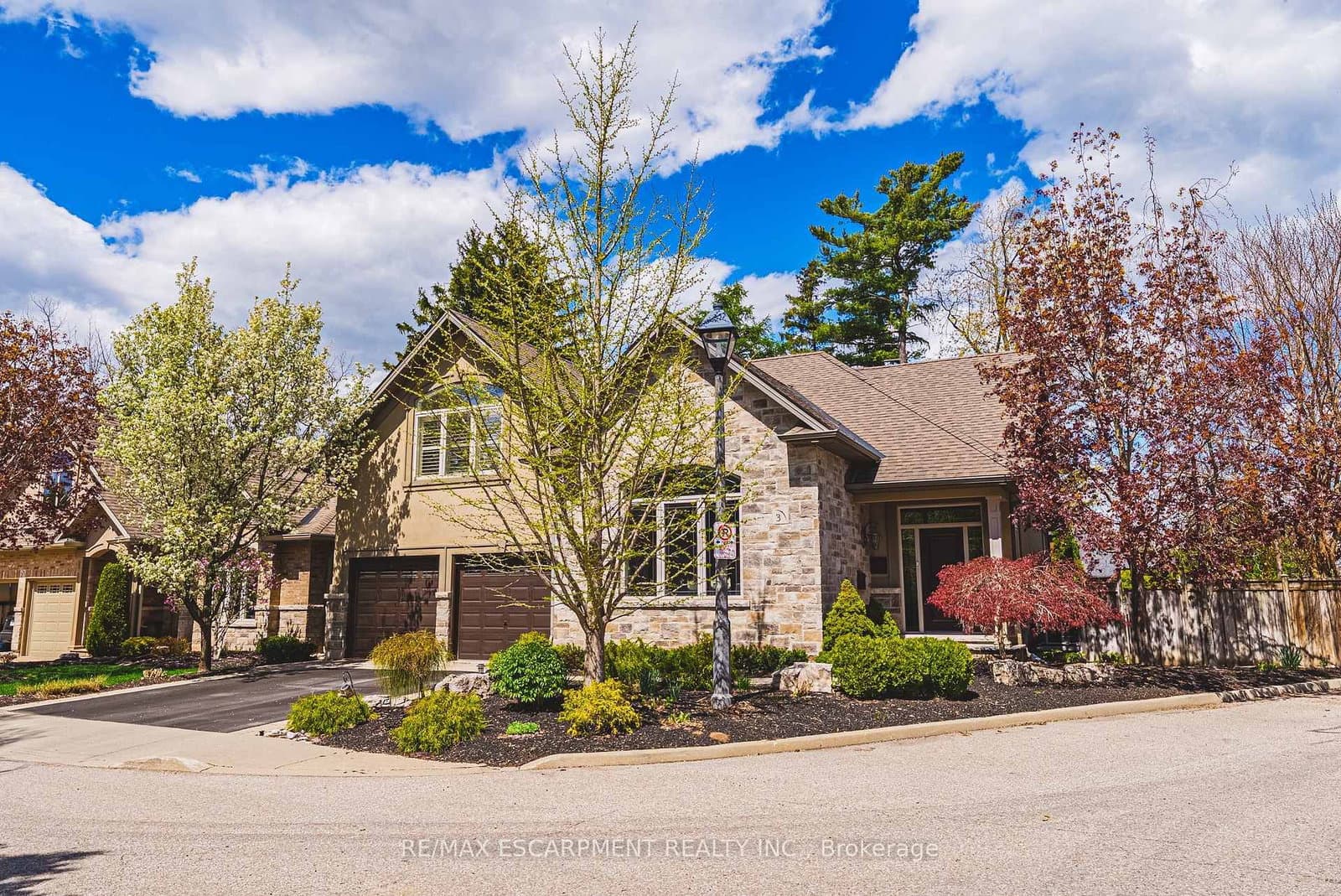 976 Shadeland Avenue, Unit 3 - Image 2