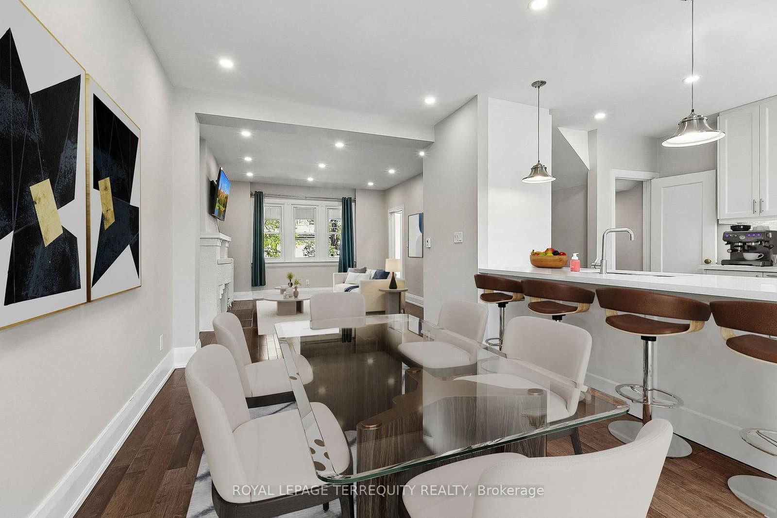 407 Annette Street - Image 3
