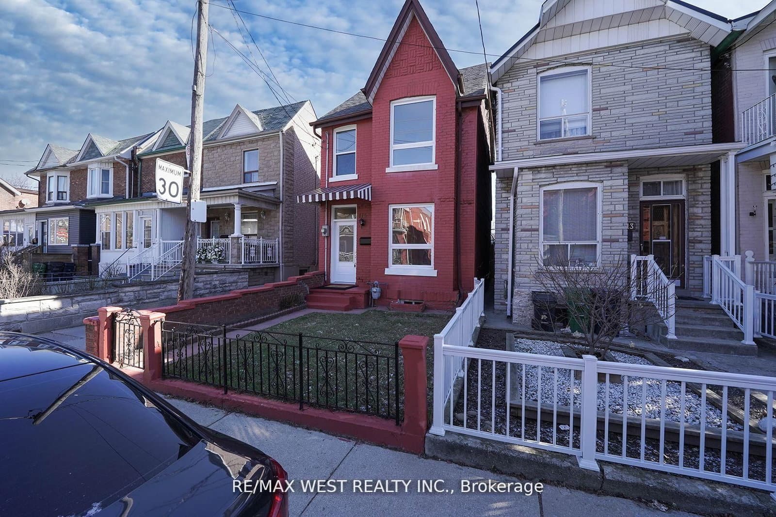 115 Edwin Avenue - Image 1