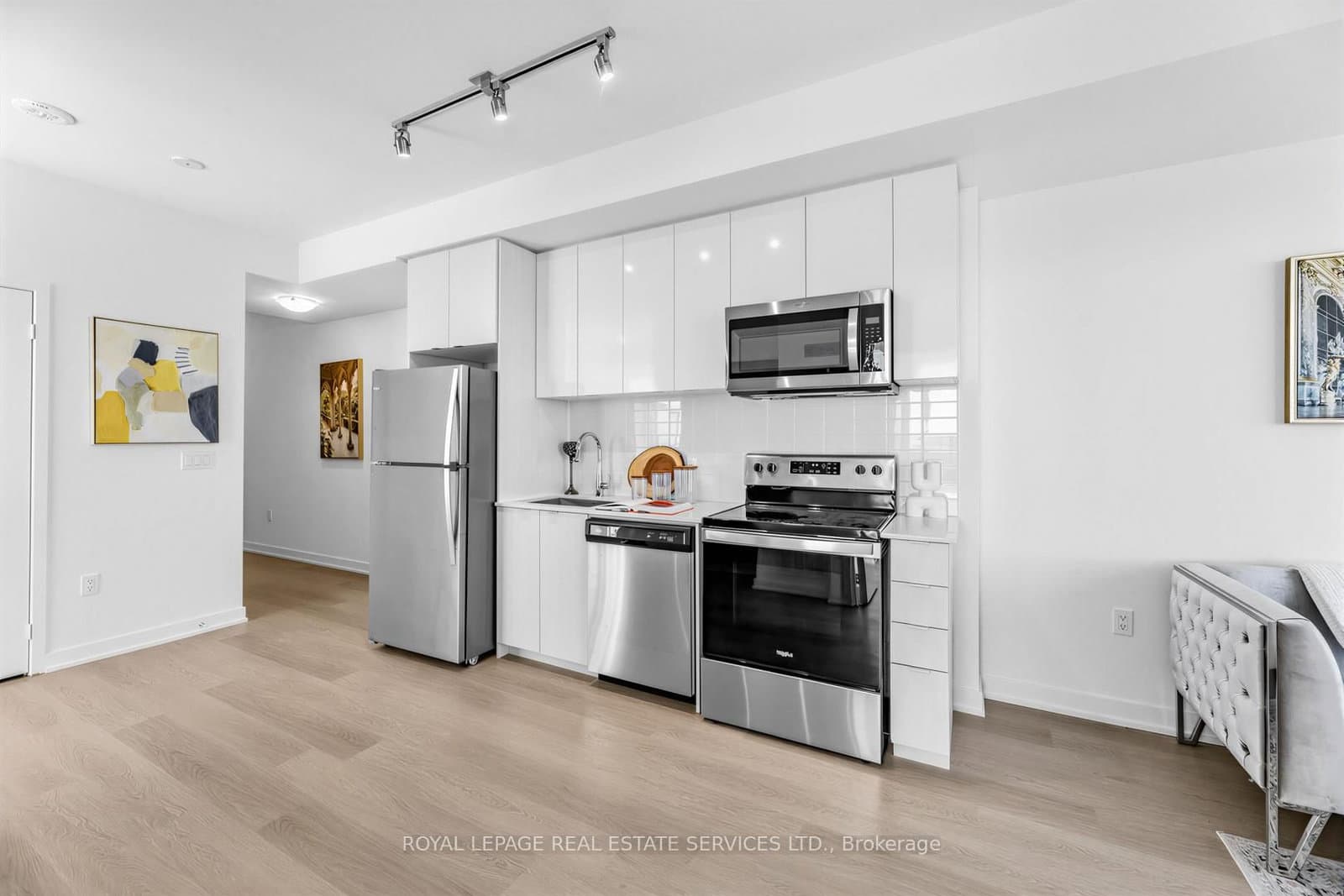 859 The Queensway, Unit 502 - Image 6