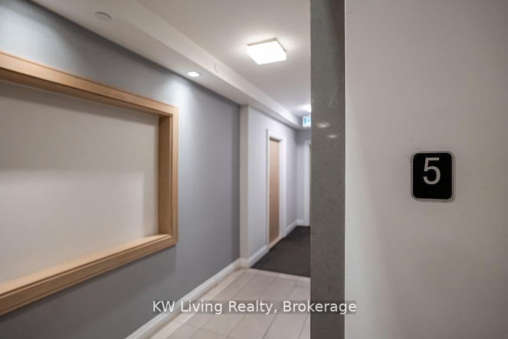 16 McAdam Avenue, Unit 507 - Image 4