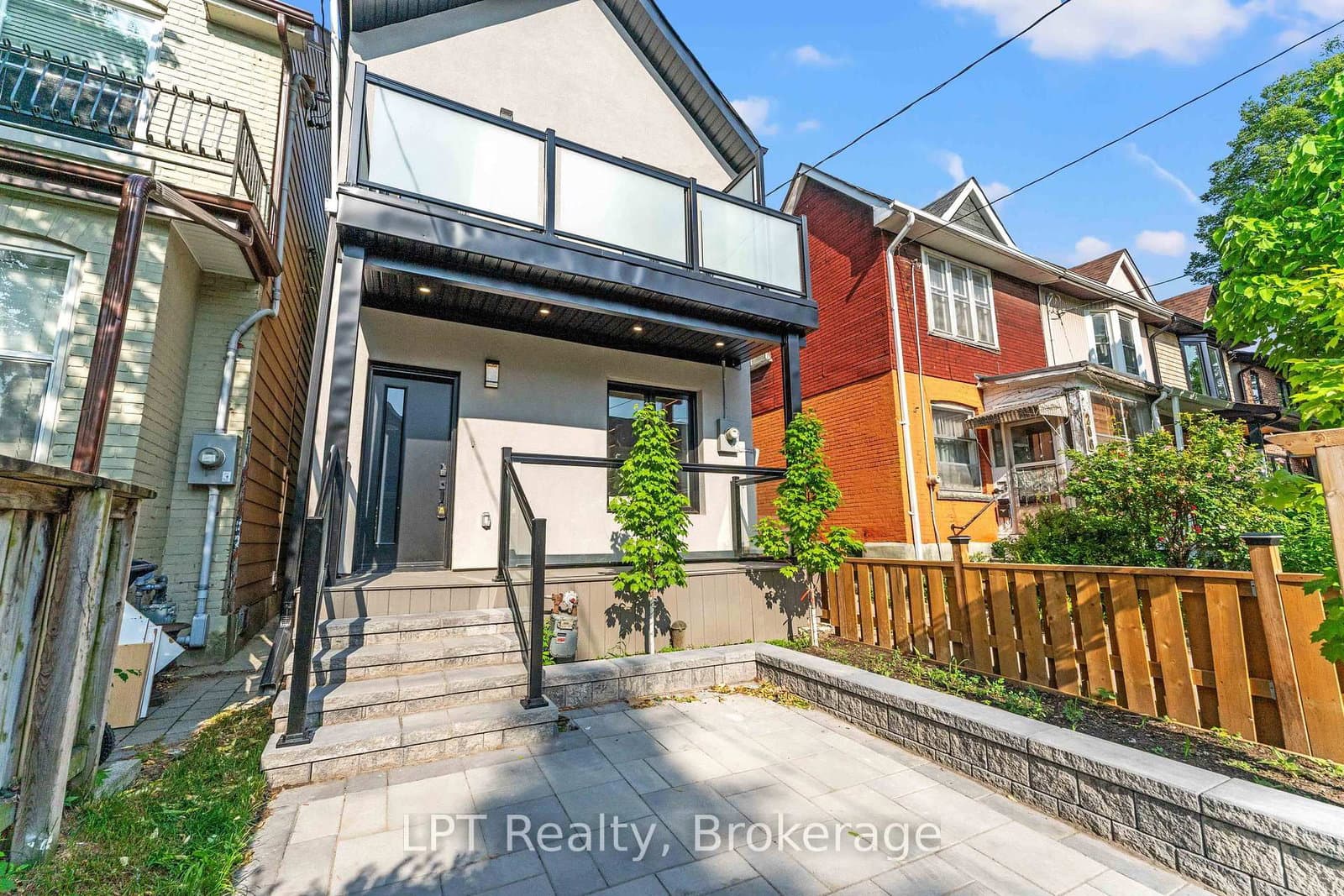 204 Franklin Avenue - Image 3