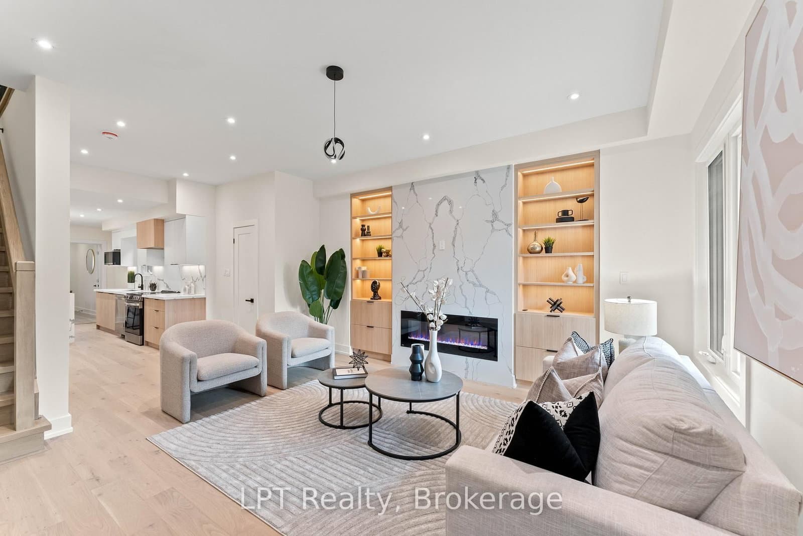 204 Franklin Avenue - Image 4