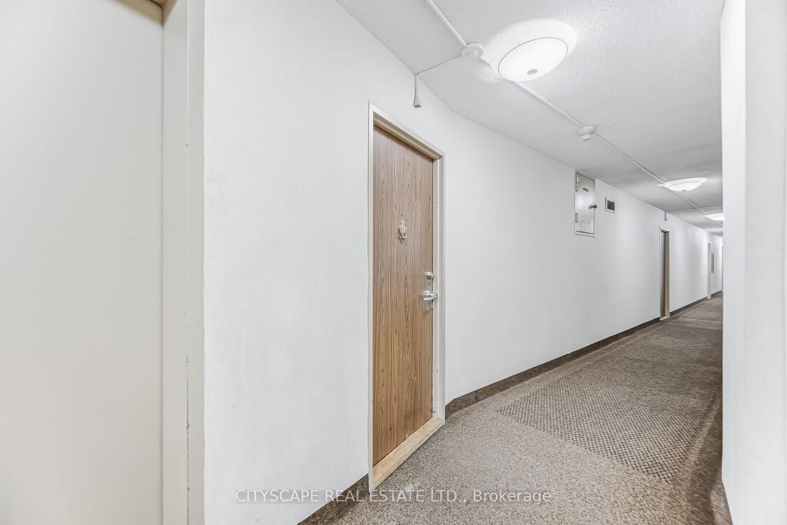 20 Mississauga Valley Boulevard, Unit 1706 - Image 4
