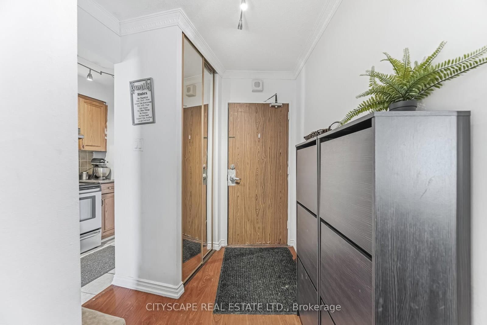 20 Mississauga Valley Boulevard, Unit 1706 - Image 5