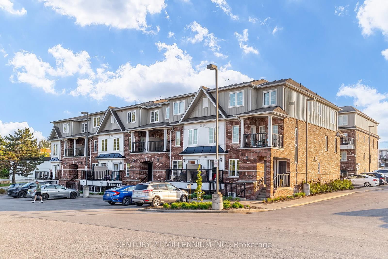5 Armstrong Street, Unit 9 - Image 2