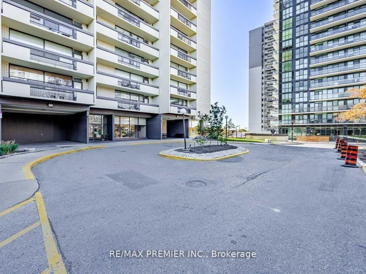 1455 Lawrence Avenue W, Unit 2004 - Image 3
