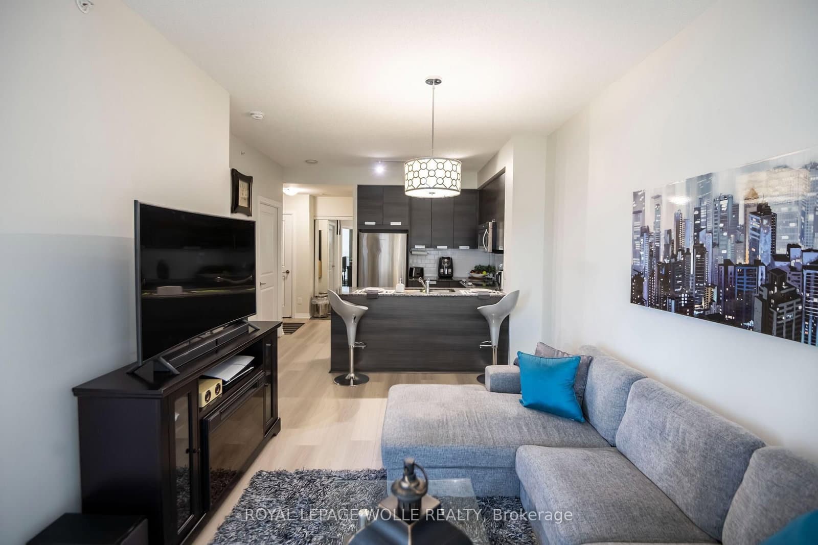 75 Eglinton Avenue W, Unit 1601 - Image 5