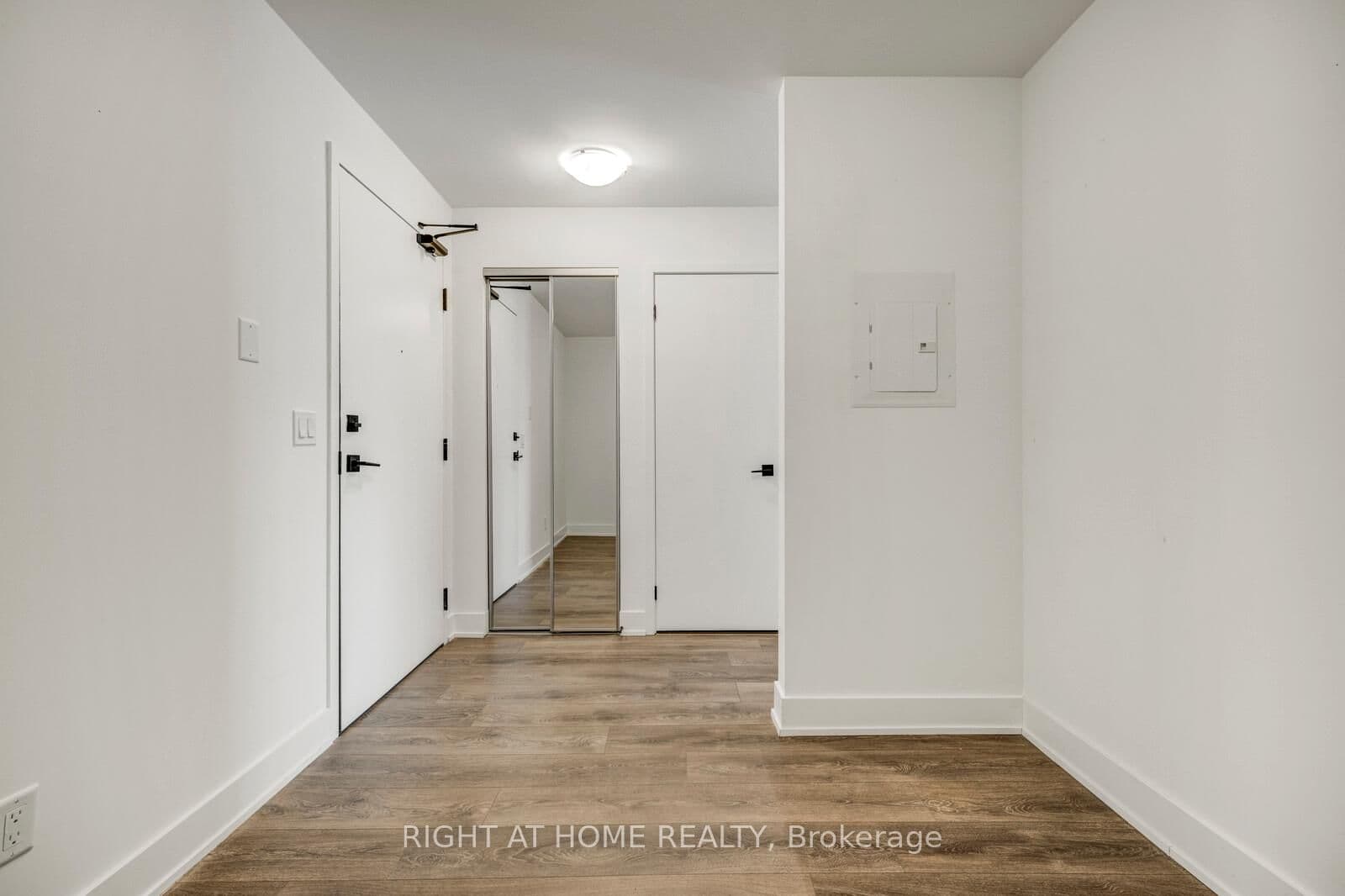 2481 Taunton Road, Unit 459 - Image 4