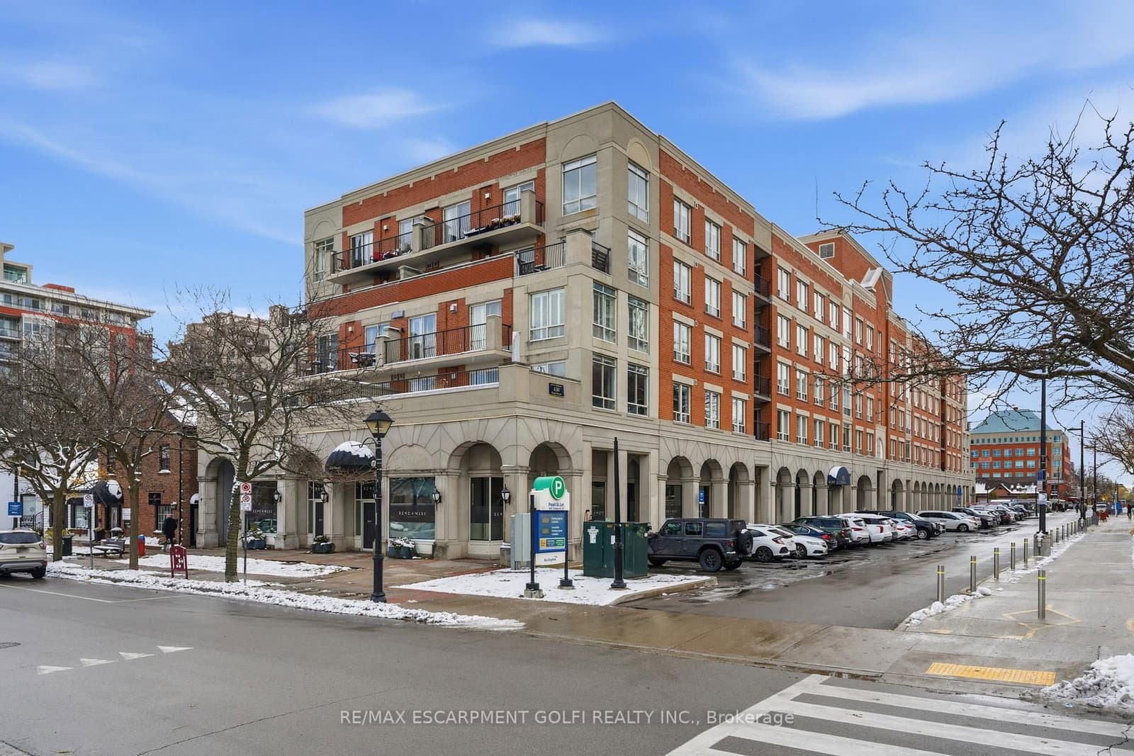 430 Pearl Street W, Unit 403 - Image 2