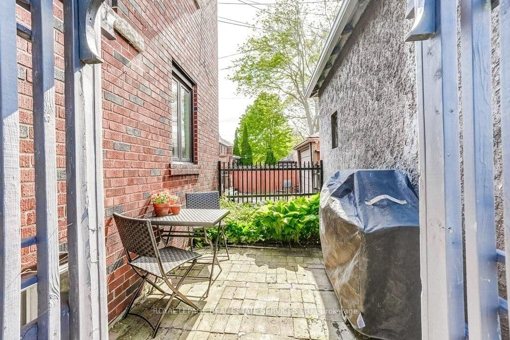 2 Larkin Avenue - Image 6
