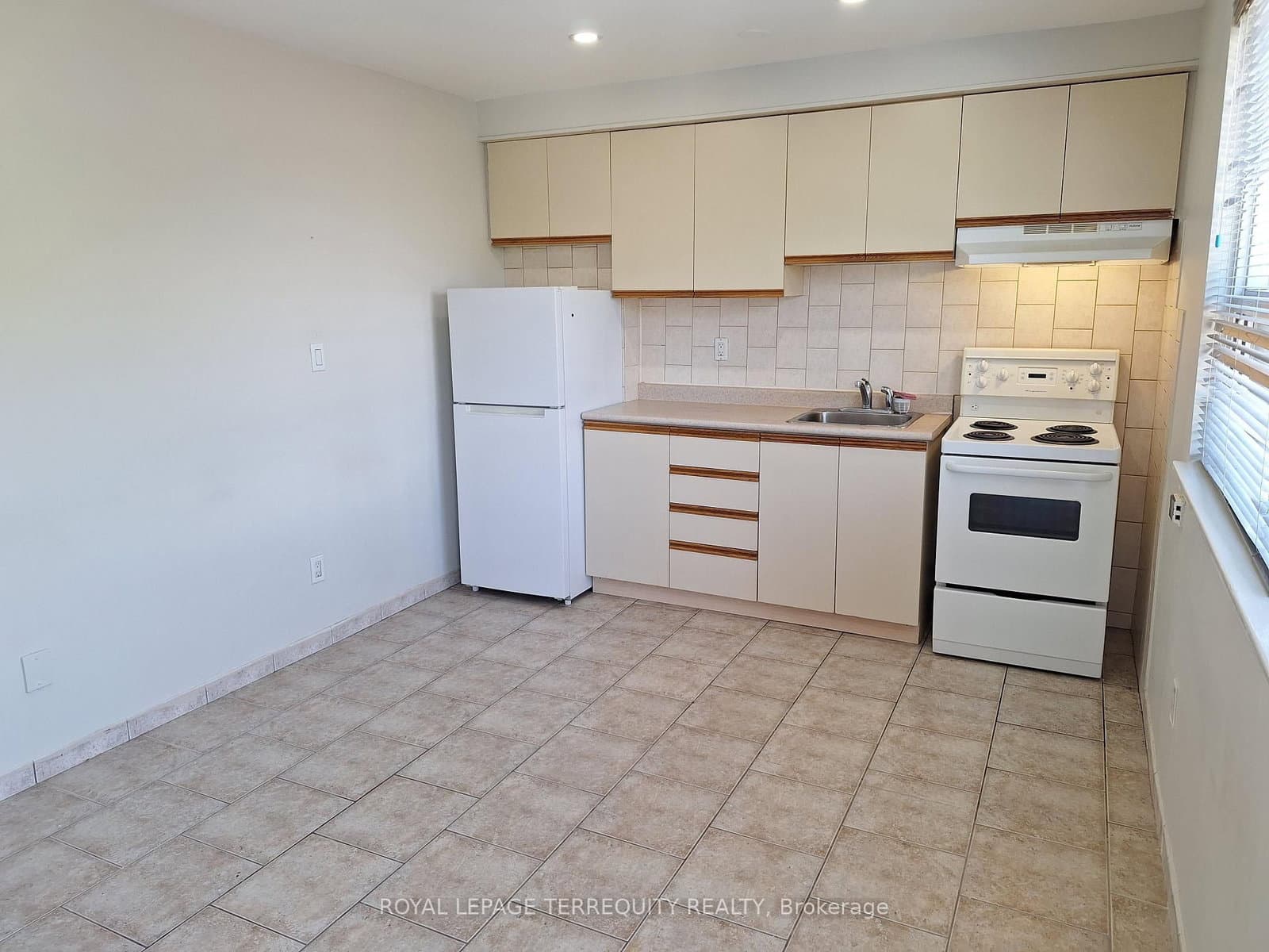708 Wilson Avenue, Unit 2 - Image 5