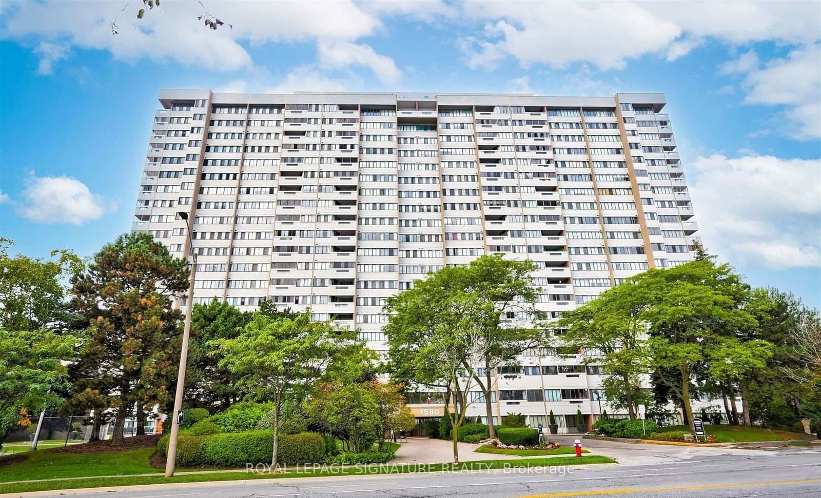 1580 Mississauga Valley Boulevard, Unit 906 - Image 2