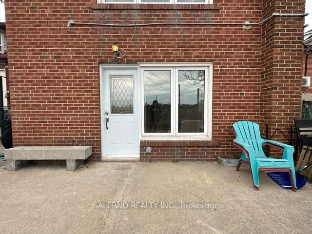 23 Redhill Avenue, Unit Lower - Image 1