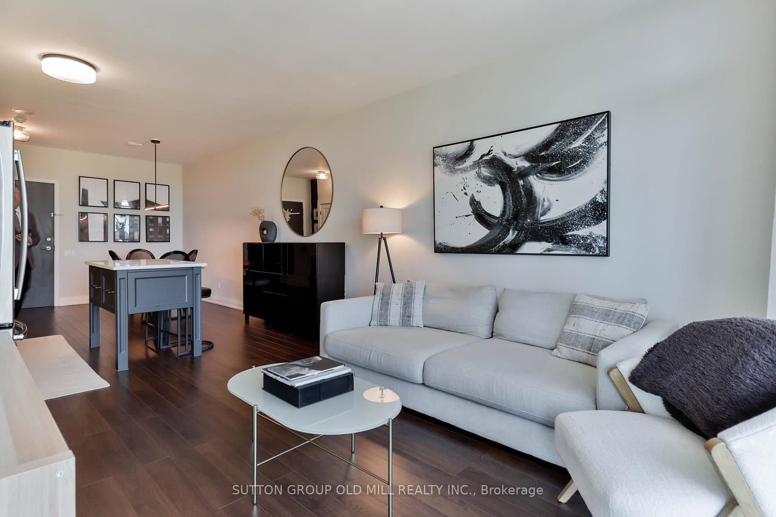 103 The Queensway, Unit 602 - Image 6