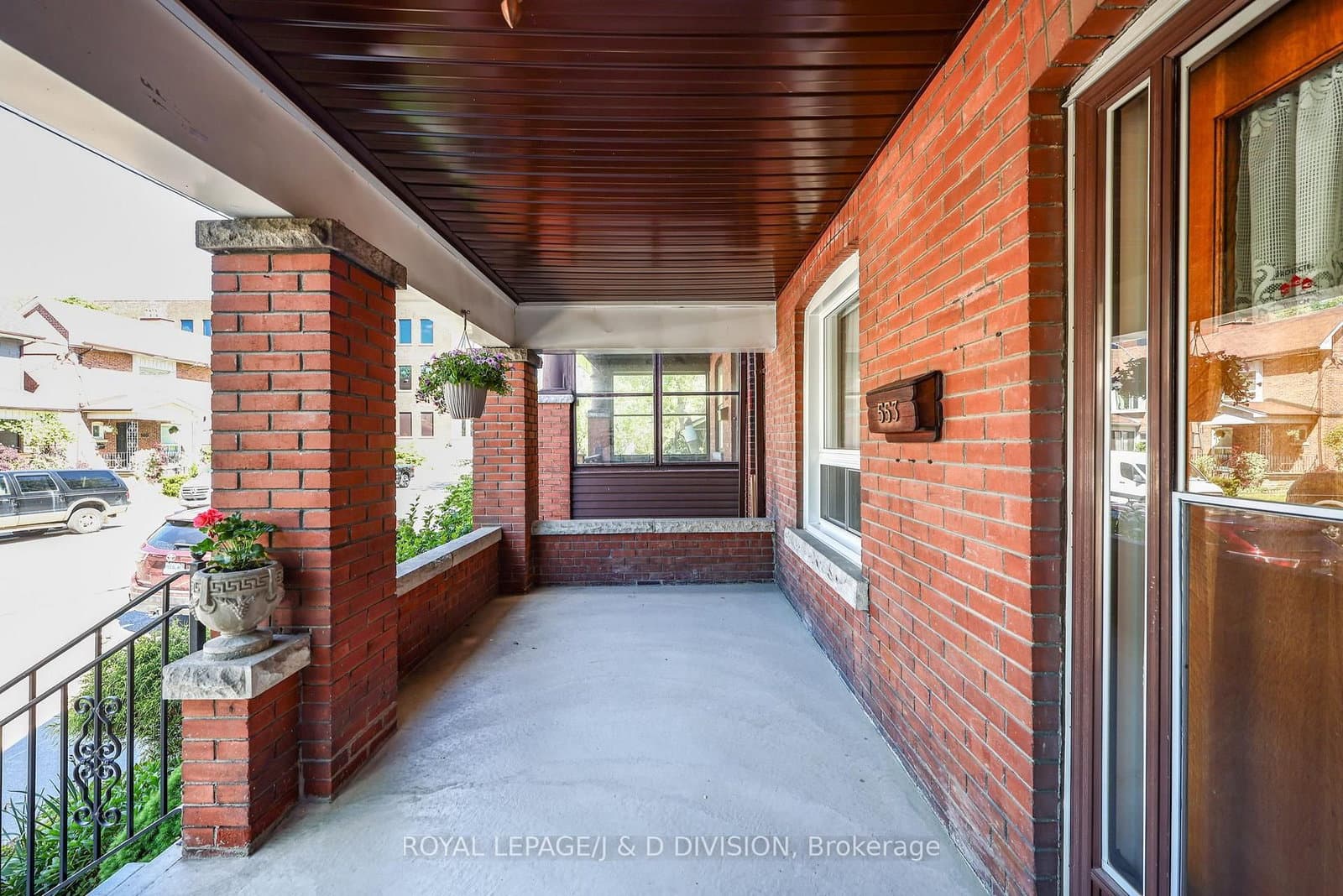 553 Runnymede Road - Image 3