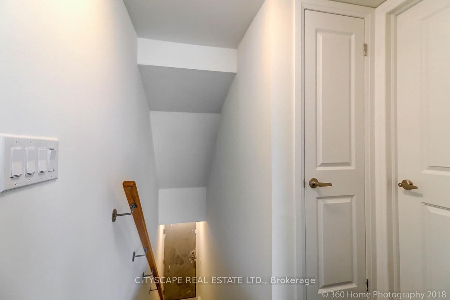 142 William Duncan Road, Unit 4 - Image 3