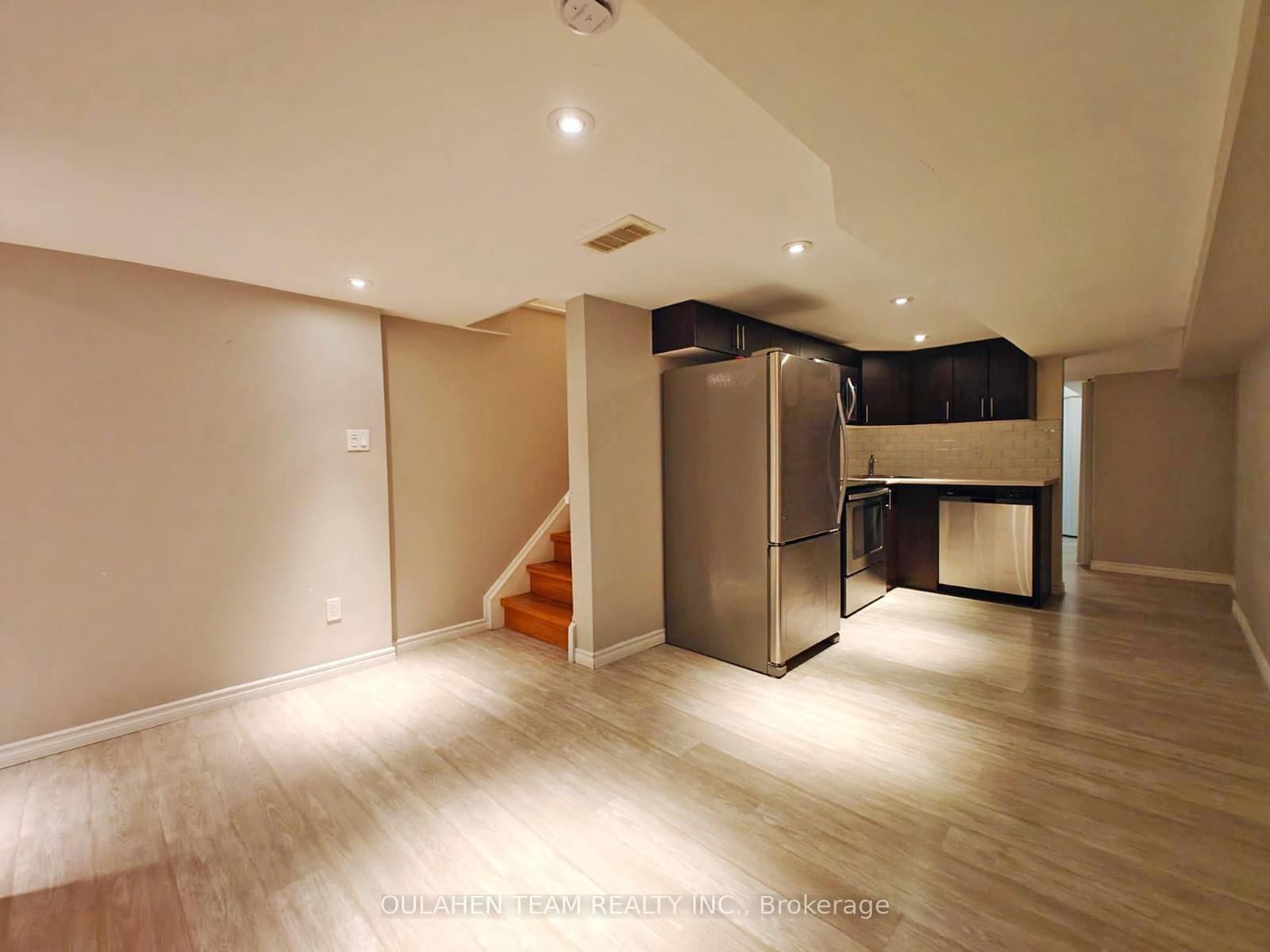 83 Nairn Avenue, Unit Basement - Image 3