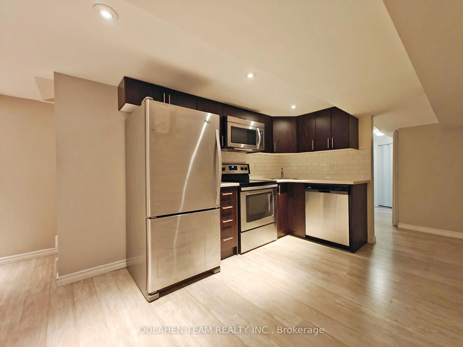 83 Nairn Avenue, Unit Basement - Image 4